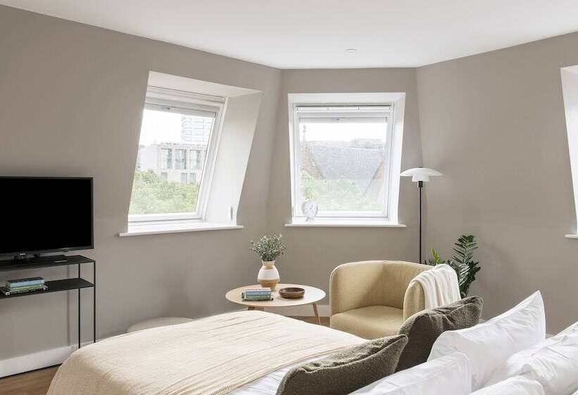 דירת חדר, Cove Minshull Street