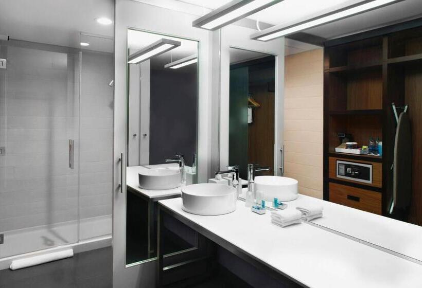 غرفة قياسية سرير كينج, Aloft Raleighdurham Airport Brier Creek