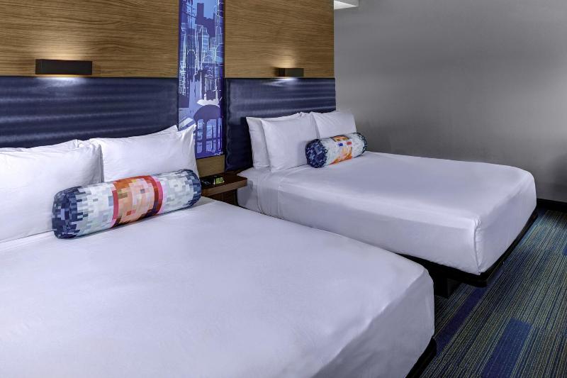 غرفة قياسية سرير ملكى, Aloft Raleighdurham Airport Brier Creek