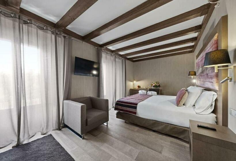 סוויטת ג'וניור, Castilla Termal Monasterio De Valbuena