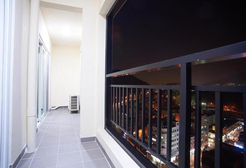 Quarto standard, Cs Premier