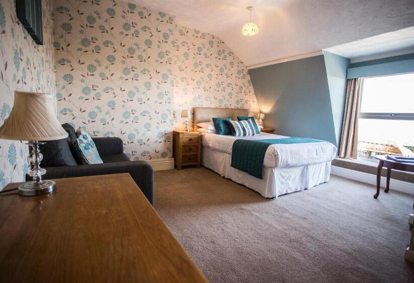 Семейный Номер Вид на Море, Furzedown