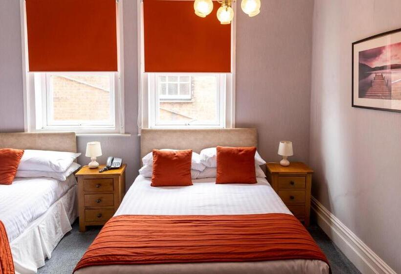 Семейный Номер, Furzedown