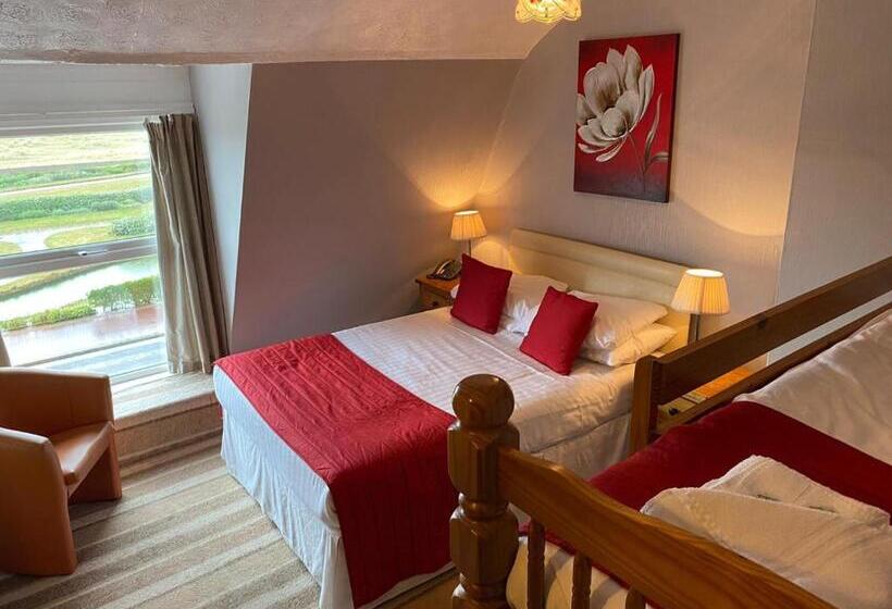 家庭海景房, Furzedown