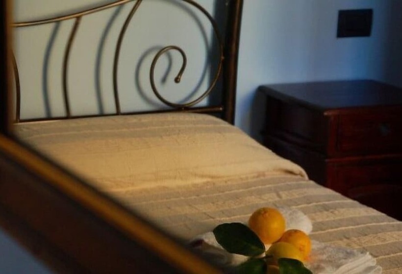 חדר סטנדרט יחיד, La Corte Di Lucina