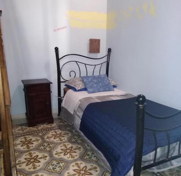 חדר סטנדרט לשלושה, La Corte Di Lucina