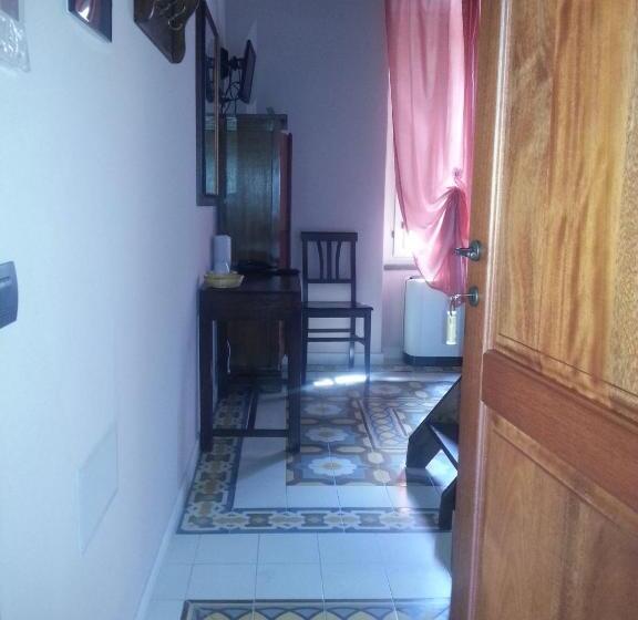 חדר סטנדרט יחיד, La Corte Di Lucina