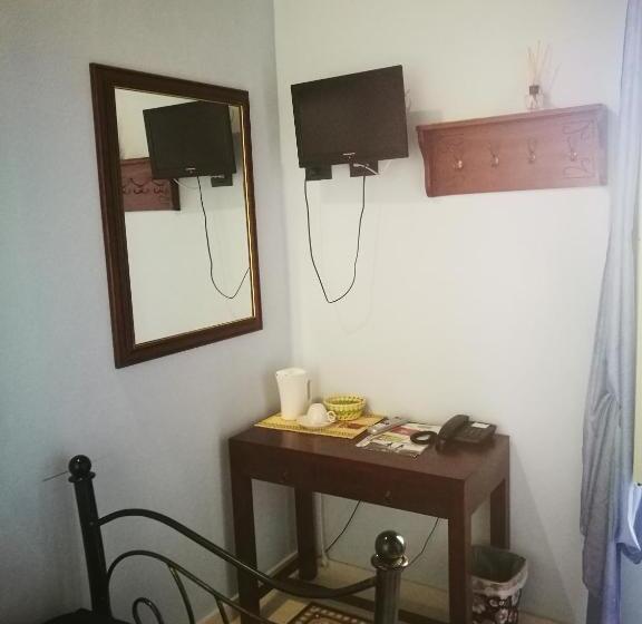 חדר סטנדרט יחיד, La Corte Di Lucina