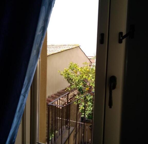 חדר סטנדרט יחיד, La Corte Di Lucina