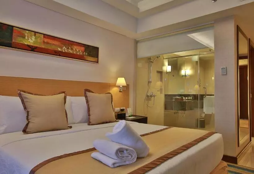 اتاق لوکس با تخت بزرگ, Luxent