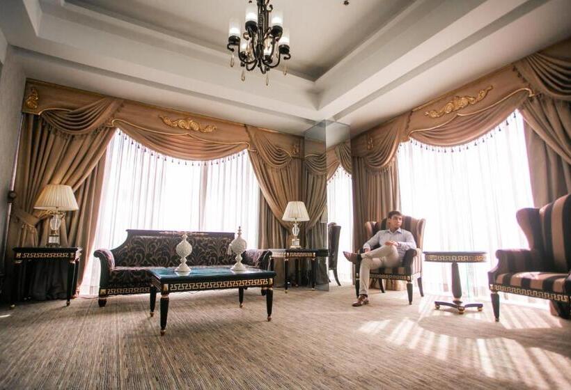 سوئیت پرزیدنت, Luxent