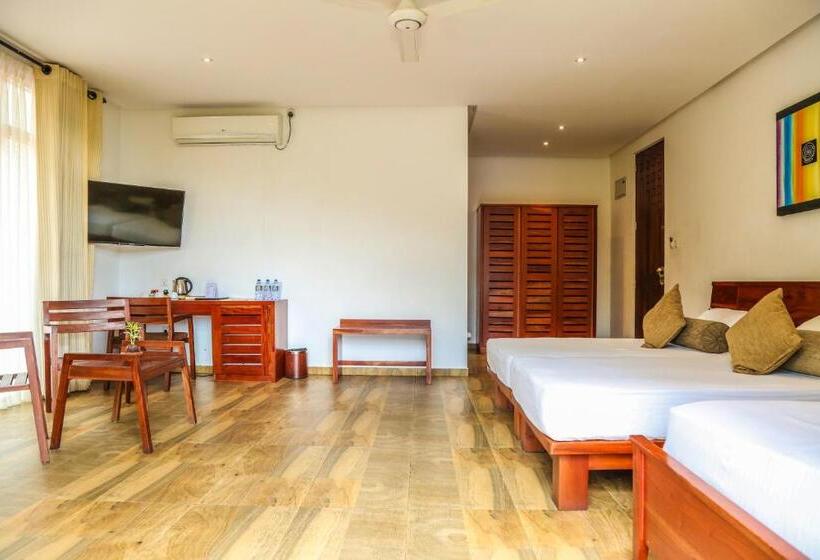 3 Bett Deluxe Zimmer, Oak Ray Regency