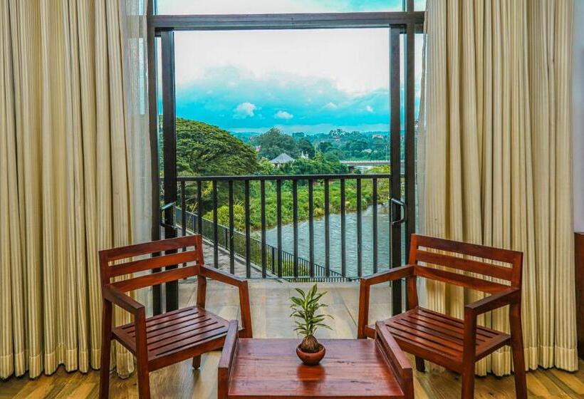 3 Bett Deluxe Zimmer, Oak Ray Regency