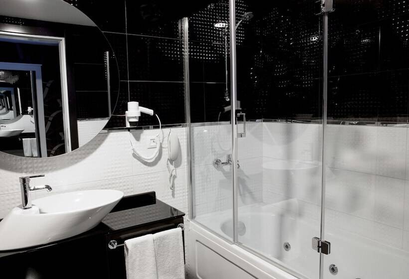 Camera Deluxe Vista Mare, Pasaport Pier