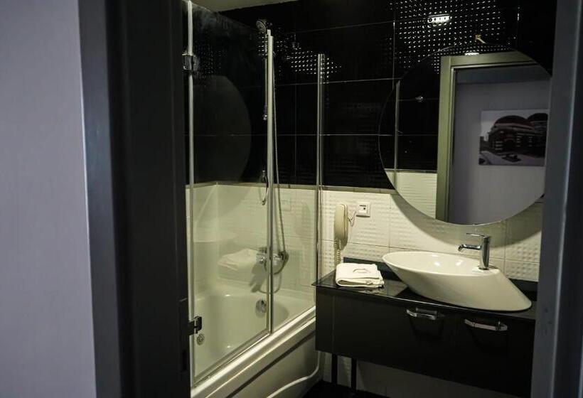 Camera Deluxe Vista Mare, Pasaport Pier