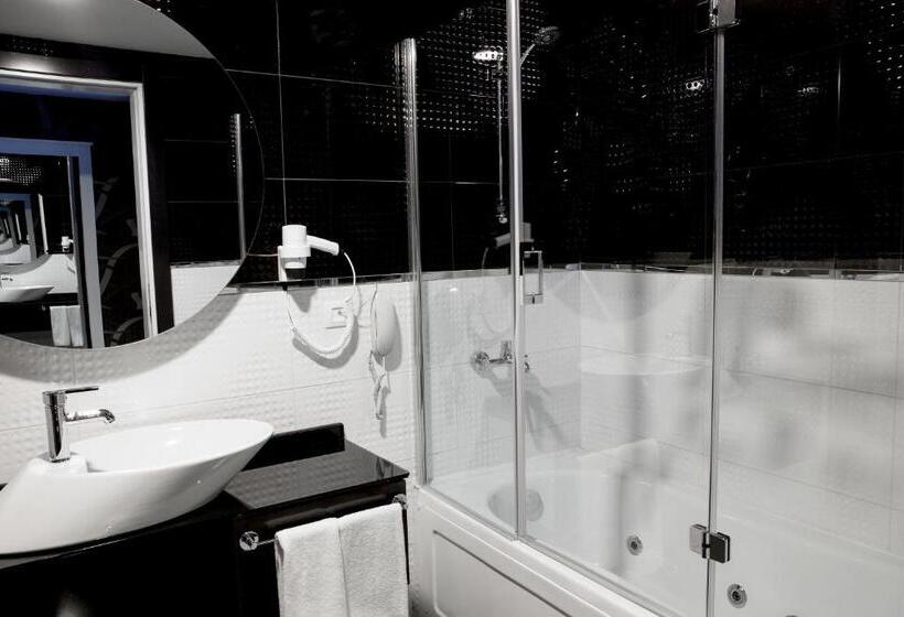 Camera Deluxe Vista Mare, Pasaport Pier