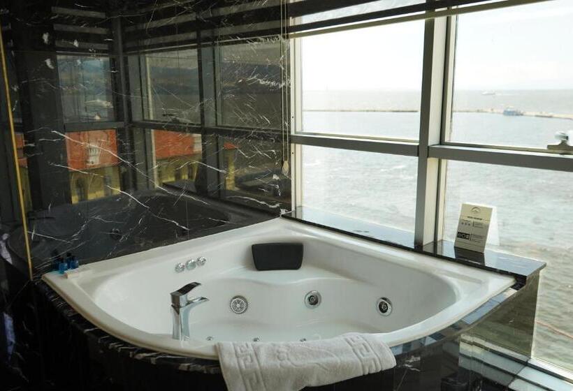 Suite Executive, Pasaport Pier