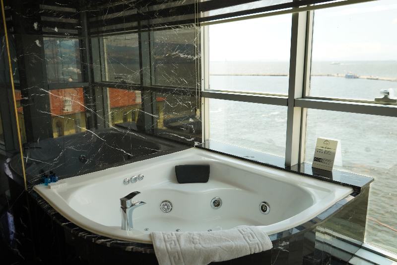 Suite Executive, Pasaport Pier