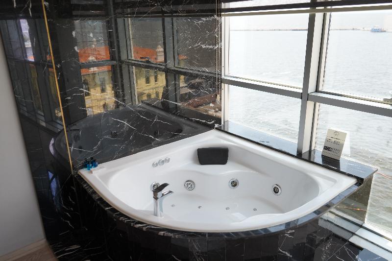 Suite Executive, Pasaport Pier