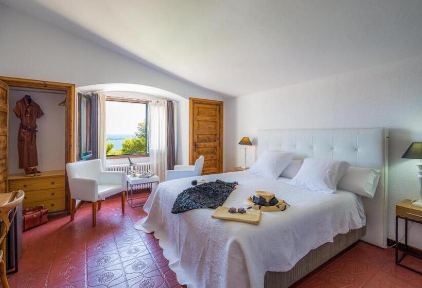 Номер Стандарт Вид на Море, Rec De Palau