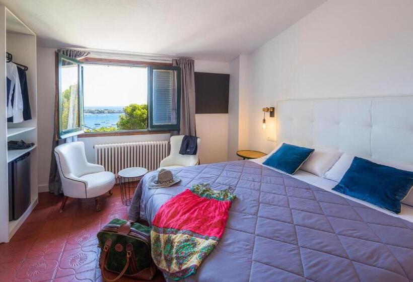 Номер Стандарт Вид на Море, Rec De Palau