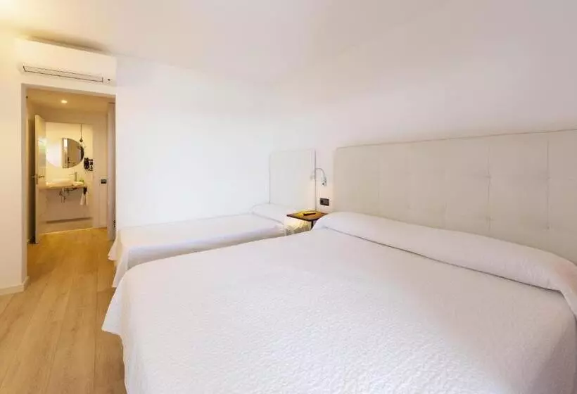 3-Bett-Standardzimmer Meerblick, Rec De Palau