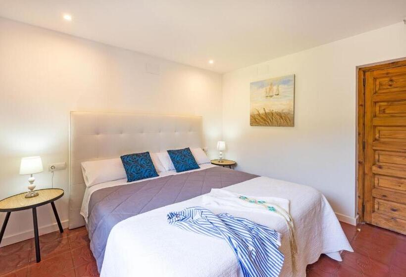 Номер Стандарт Вид на Горы, Rec De Palau