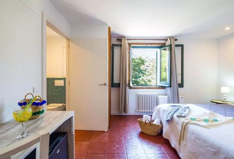 Standardzimmer Bergblick, Rec De Palau