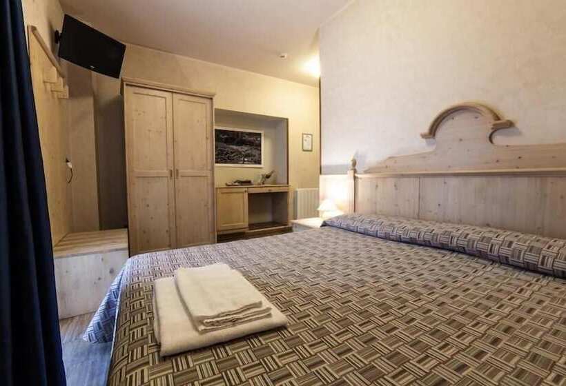 Camera Standard, Rifugio Sapienza