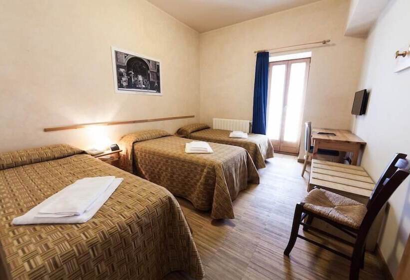 Camera Tripla Standard, Rifugio Sapienza