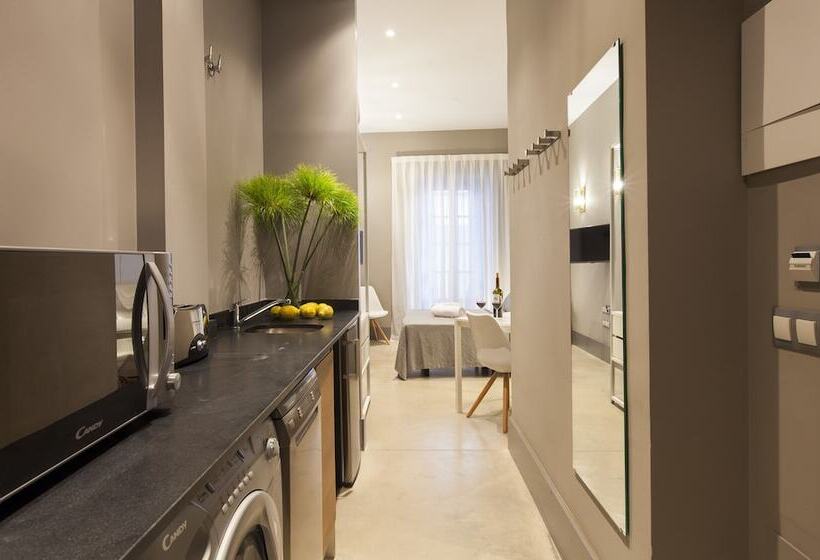 スタンダードスタジオ, Kare No Apartments By Sitges Group