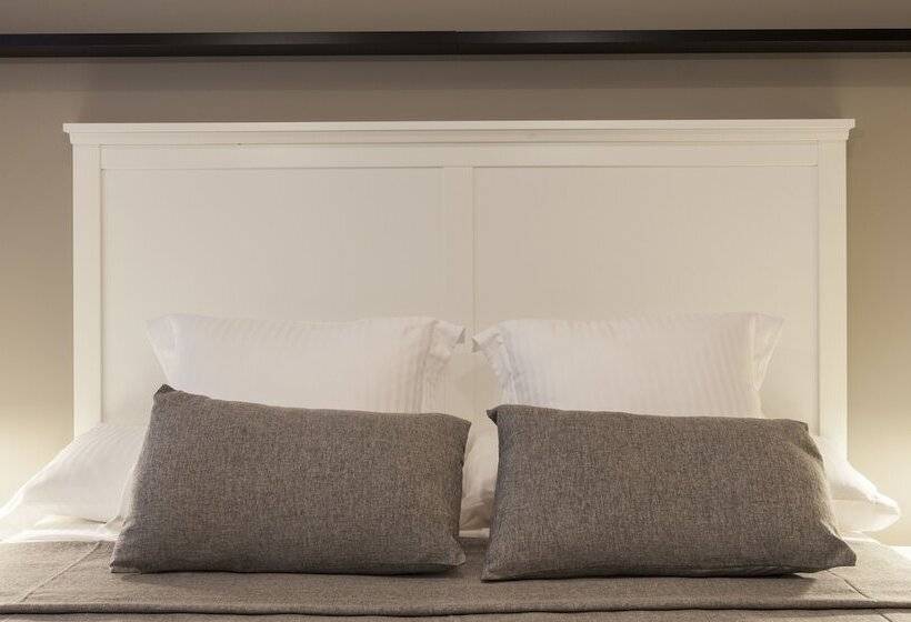 スタンダードスタジオ, Kare No Apartments By Sitges Group