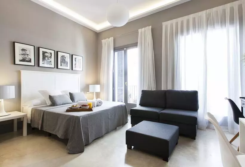 バルコニー付きスタンダードステューディオ, Kare No Apartments By Sitges Group