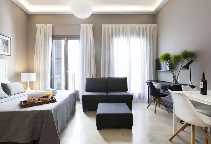 バルコニー付きスタンダードステューディオ, Kare No Apartments By Sitges Group