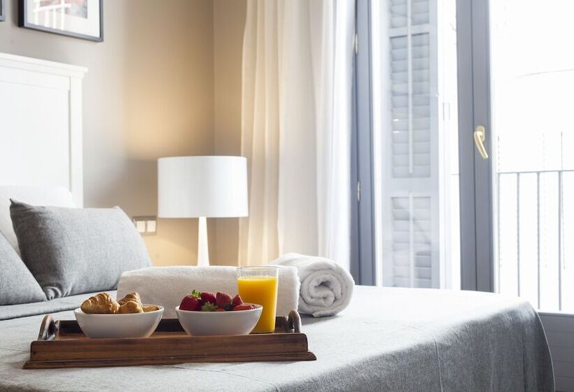 Студио Стандарт с Балконом, Kare No Apartments By Sitges Group