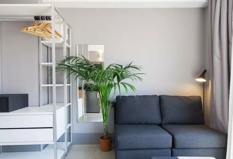 テラス付きスタンダードワンルーム, Kare No Apartments By Sitges Group