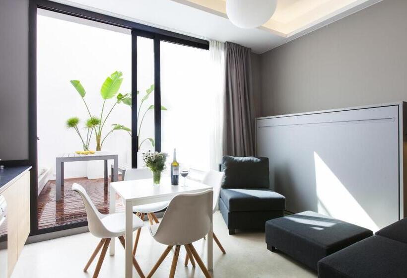 Студио Стандарт с Террасой, Kare No Apartments By Sitges Group