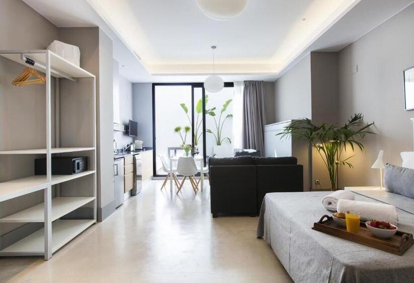 テラス付きスタンダードワンルーム, Kare No Apartments By Sitges Group