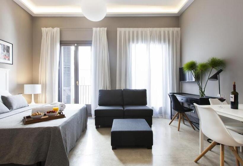 Студио Стандарт с Балконом, Kare No Apartments By Sitges Group