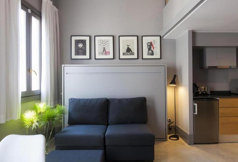 デラックススタジオ, Kare No Apartments By Sitges Group