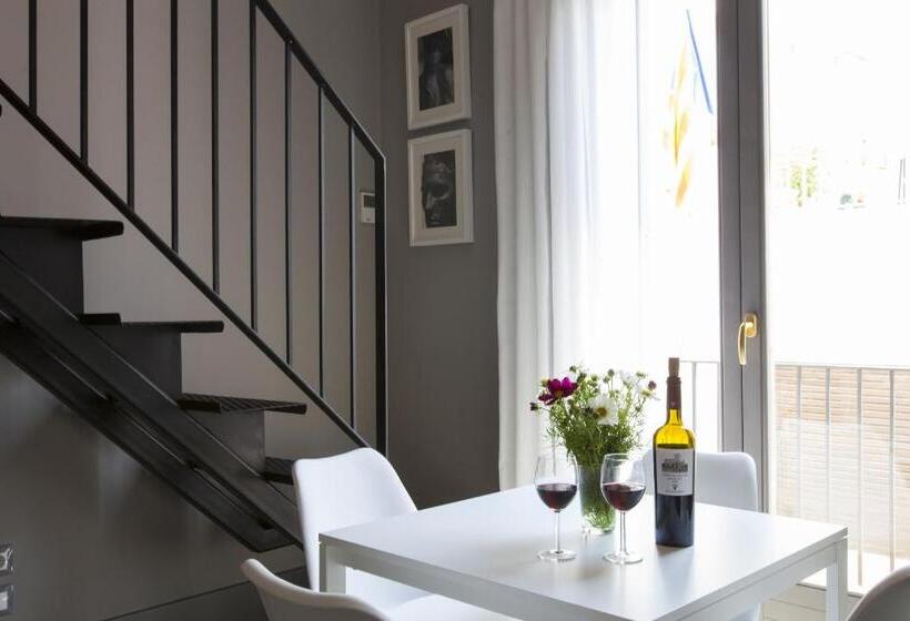 Студия Deluxe, Kare No Apartments By Sitges Group