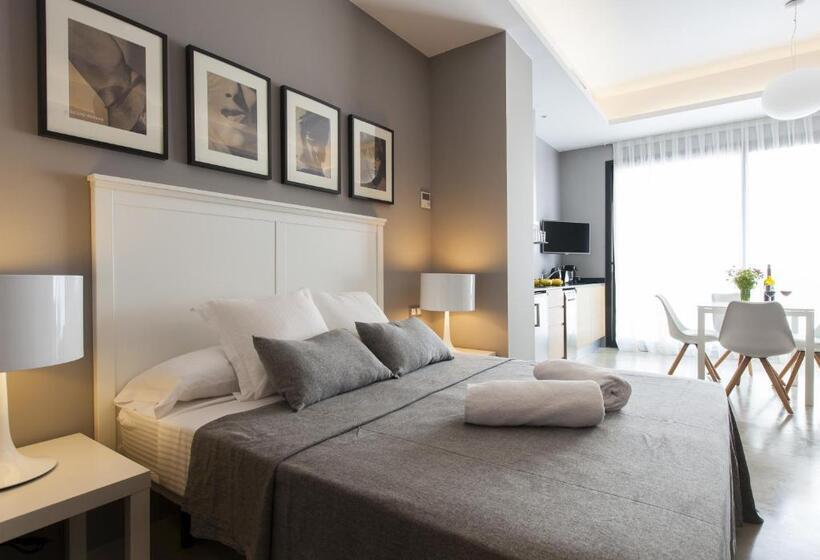 Студия Стандарт, Kare No Apartments By Sitges Group