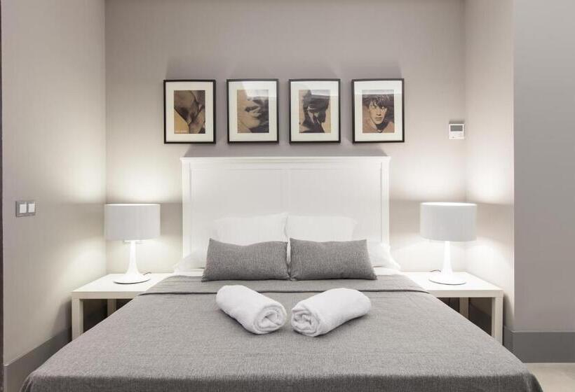 スタンダードスタジオ, Kare No Apartments By Sitges Group