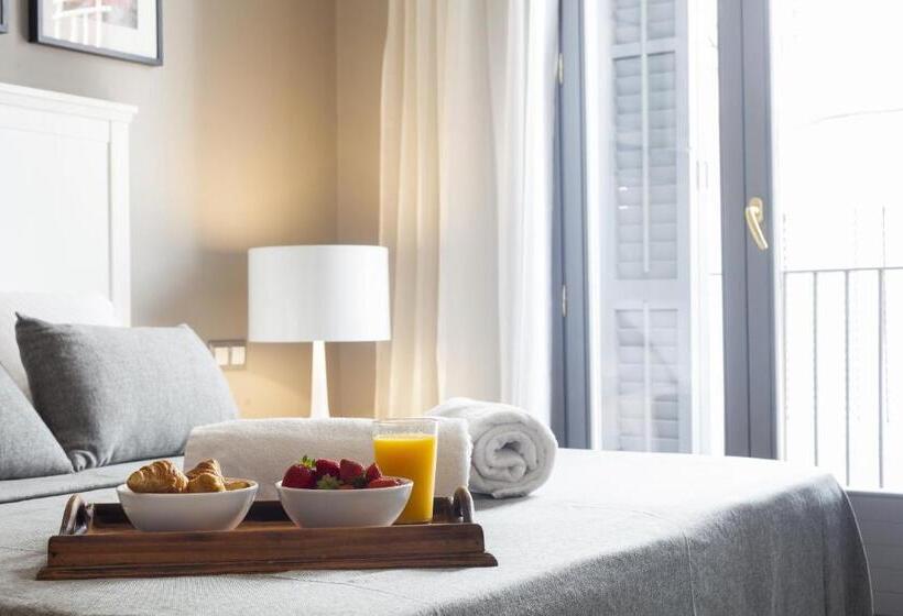 バルコニー付きスタンダードステューディオ, Kare No Apartments By Sitges Group