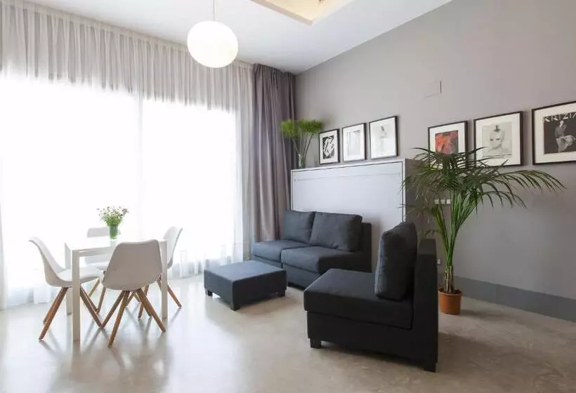 スーペリアスタジオ, Kare No Apartments By Sitges Group