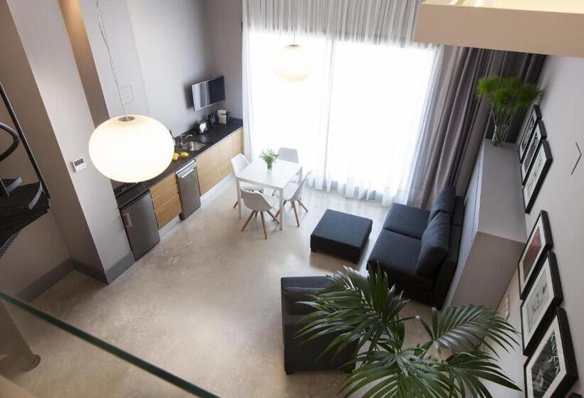 Студия Superior, Kare No Apartments By Sitges Group