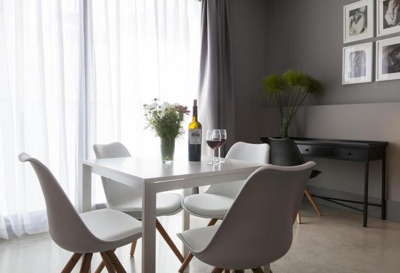 إستوديو قياسى, Kare No Apartments By Sitges Group