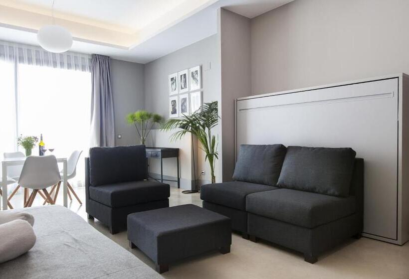 スタンダードスタジオ, Kare No Apartments By Sitges Group