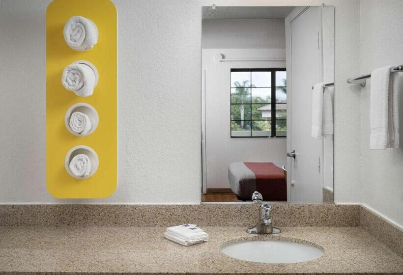 Deluxe Szoba, Motel 6san Luis Obispo, Ca South