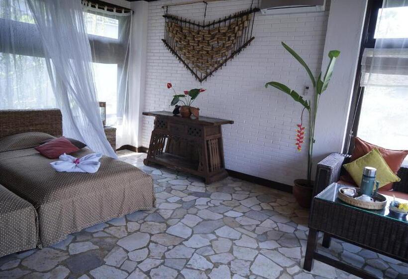 חדר דלוקס, Puri Cantik